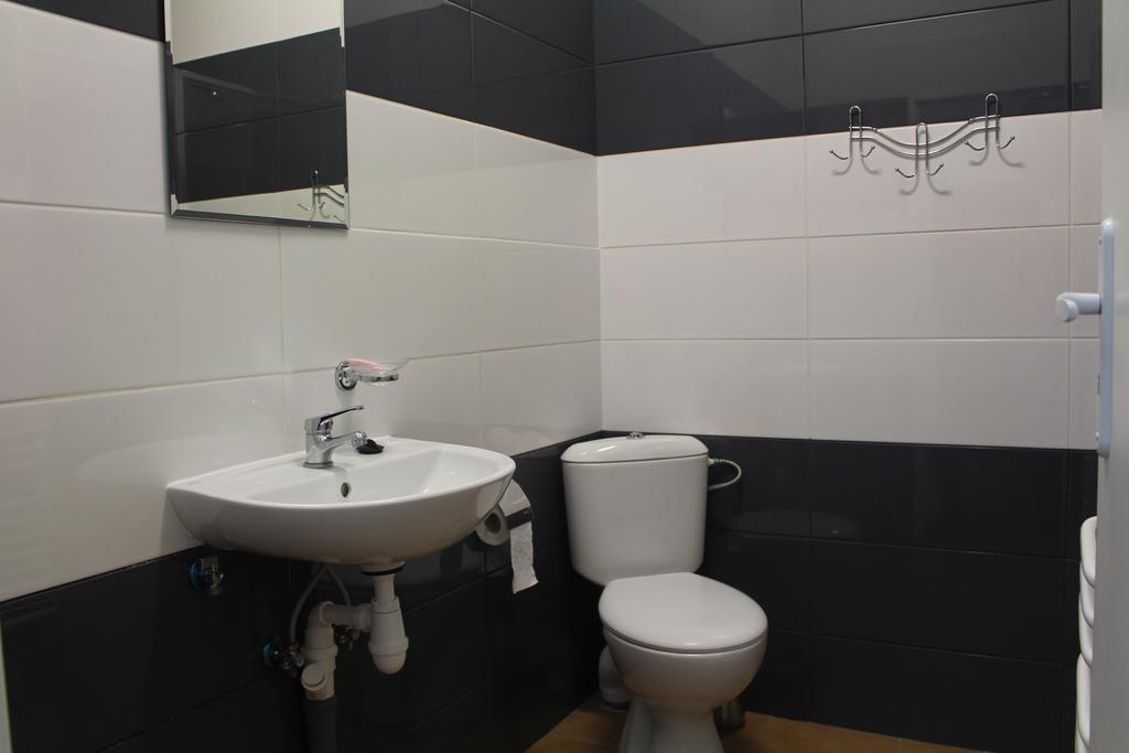 Anna Centrum - Pokoje Przy Plazy Giżycko Habitación foto